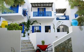 Maganas Hotel