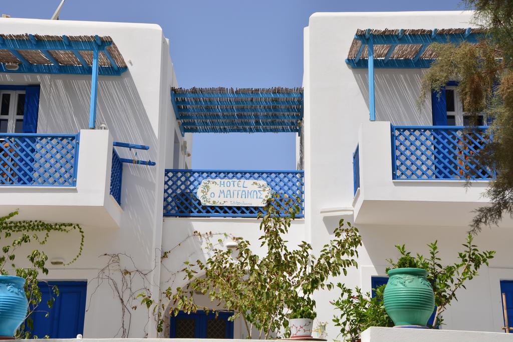 Maganas Hotel Livadi  Extérieur photo