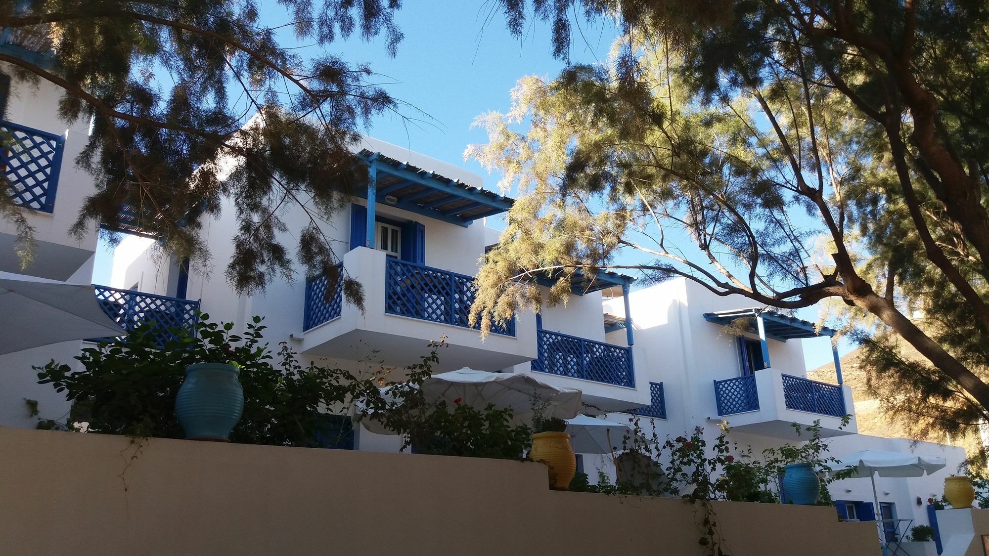 Maganas Hotel Livadi  Extérieur photo